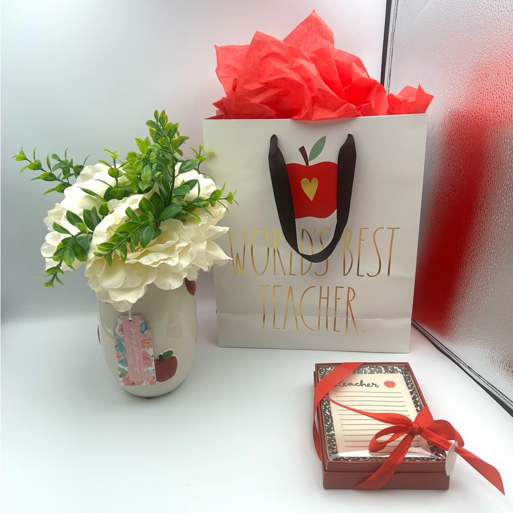 *New* Teacher Gift Set with Gift Bag, Faux Flowers & Vase, and Trinket